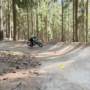 Dětský cyklistický kurz na trailech